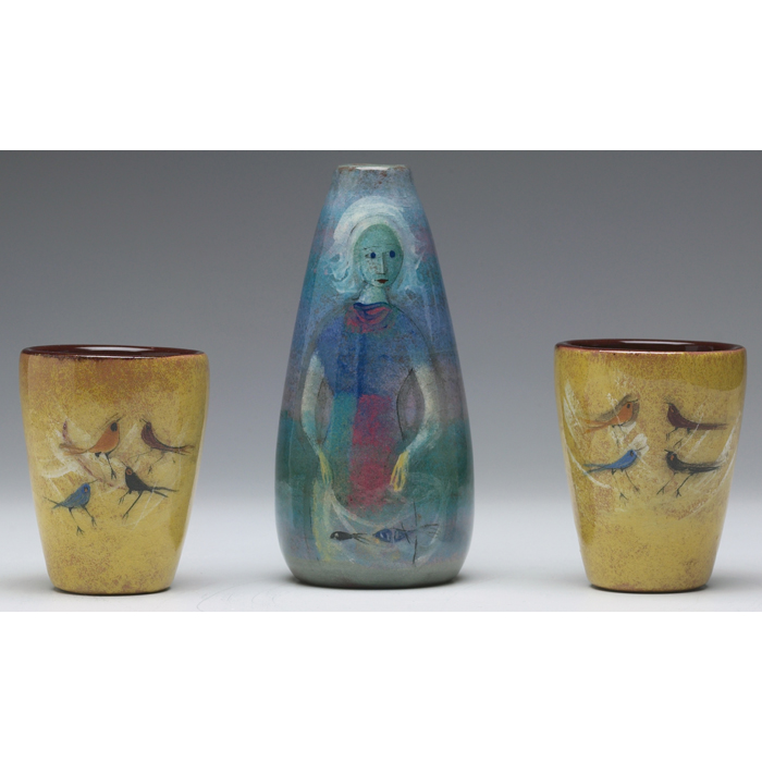 Appraisal: Polia Pillin vases three birds people and fish