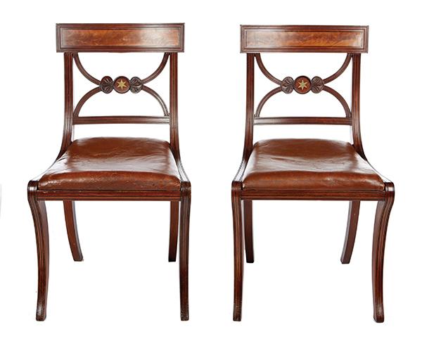 Appraisal: A PAIR OF REGENCY MAHOGANY SIDE CHAIRS CIRCA The curved