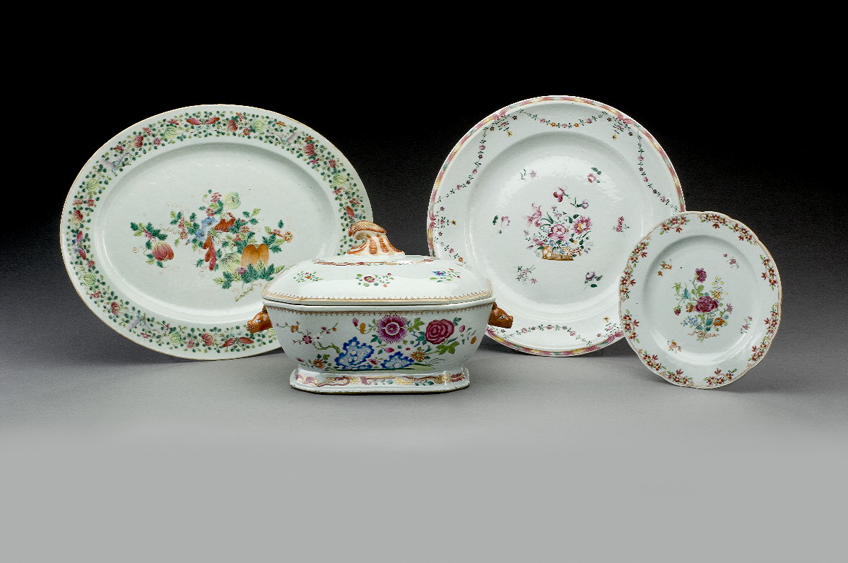 Appraisal: SET OF SIX CHINESE EXPORT PORCELAIN PLATES CIRCA - Each