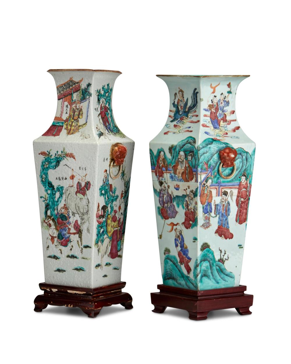 Appraisal: A near-pair of Chinese porcelain vases Late th Early th