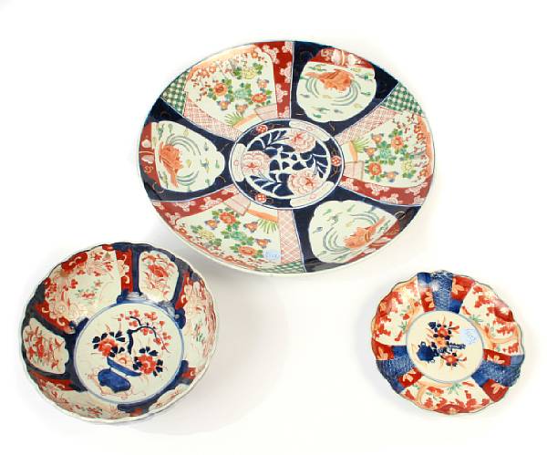 Appraisal: A group of three Imari porcelains including a circular charger