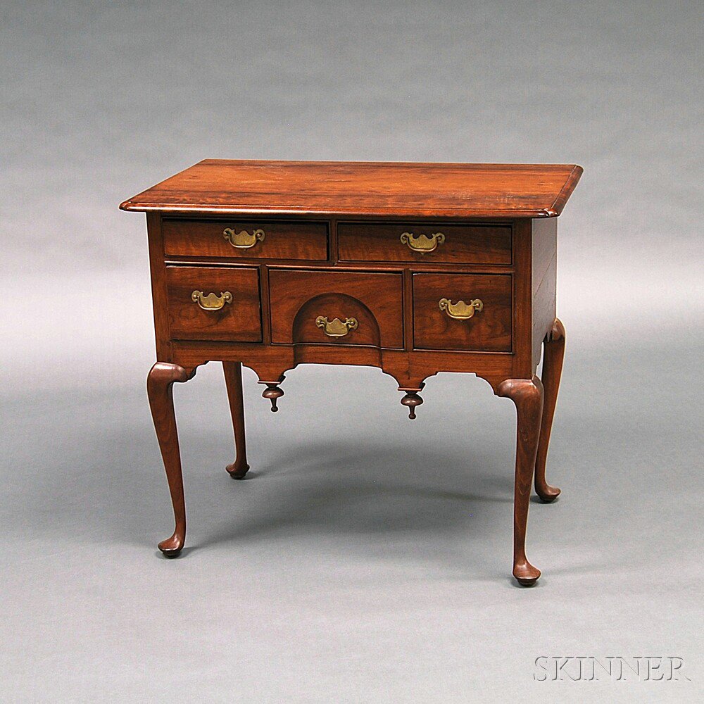 Appraisal: Queen Anne Walnut Dressing Table probably Massachusetts mid- th century