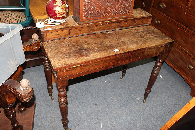 Appraisal: A QUANTITY OF VARIOUS MISCELLANEOUS FURNITURE to include a rosewood