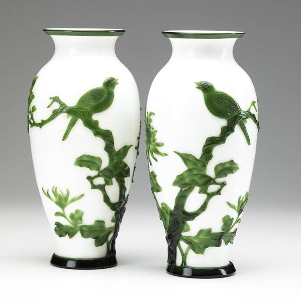 Appraisal: Pair of Chinese Peking glass vases early th C Cameo