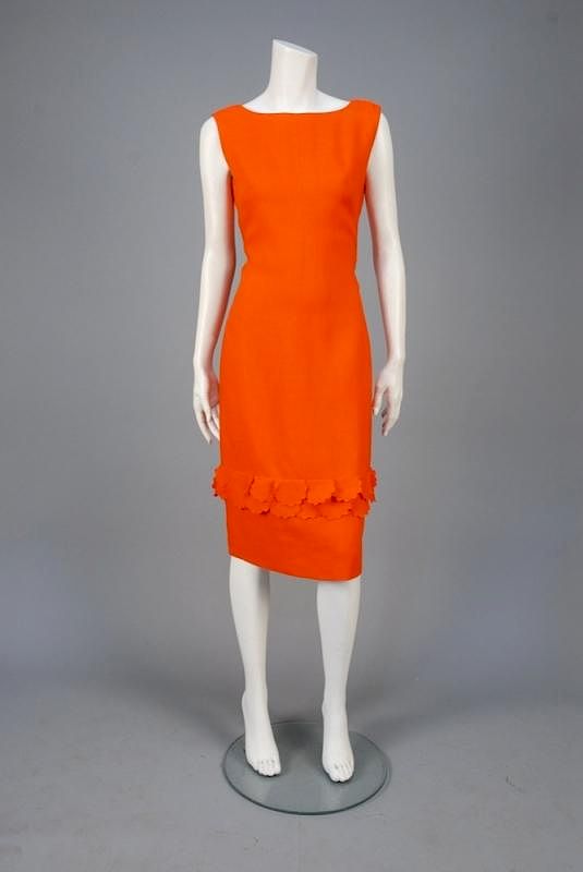 Appraisal: B H WRAGGE LINEN DAY DRESS c Sleeveless orange shift