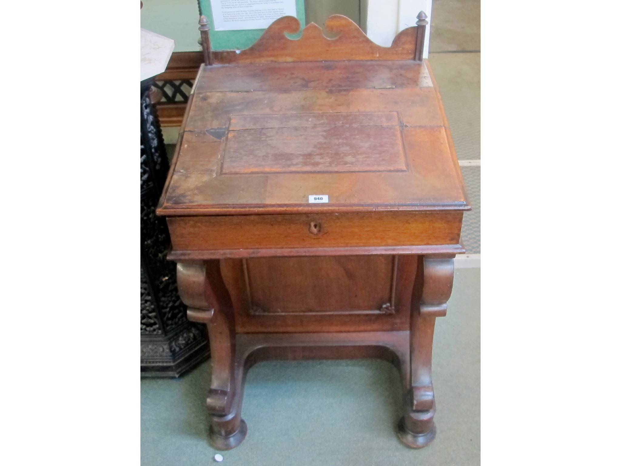 Appraisal: Victorian mahogany Davenport desk