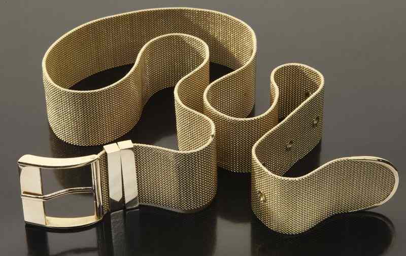 Appraisal: Ladies K gold woven mesh belt the buckle K and