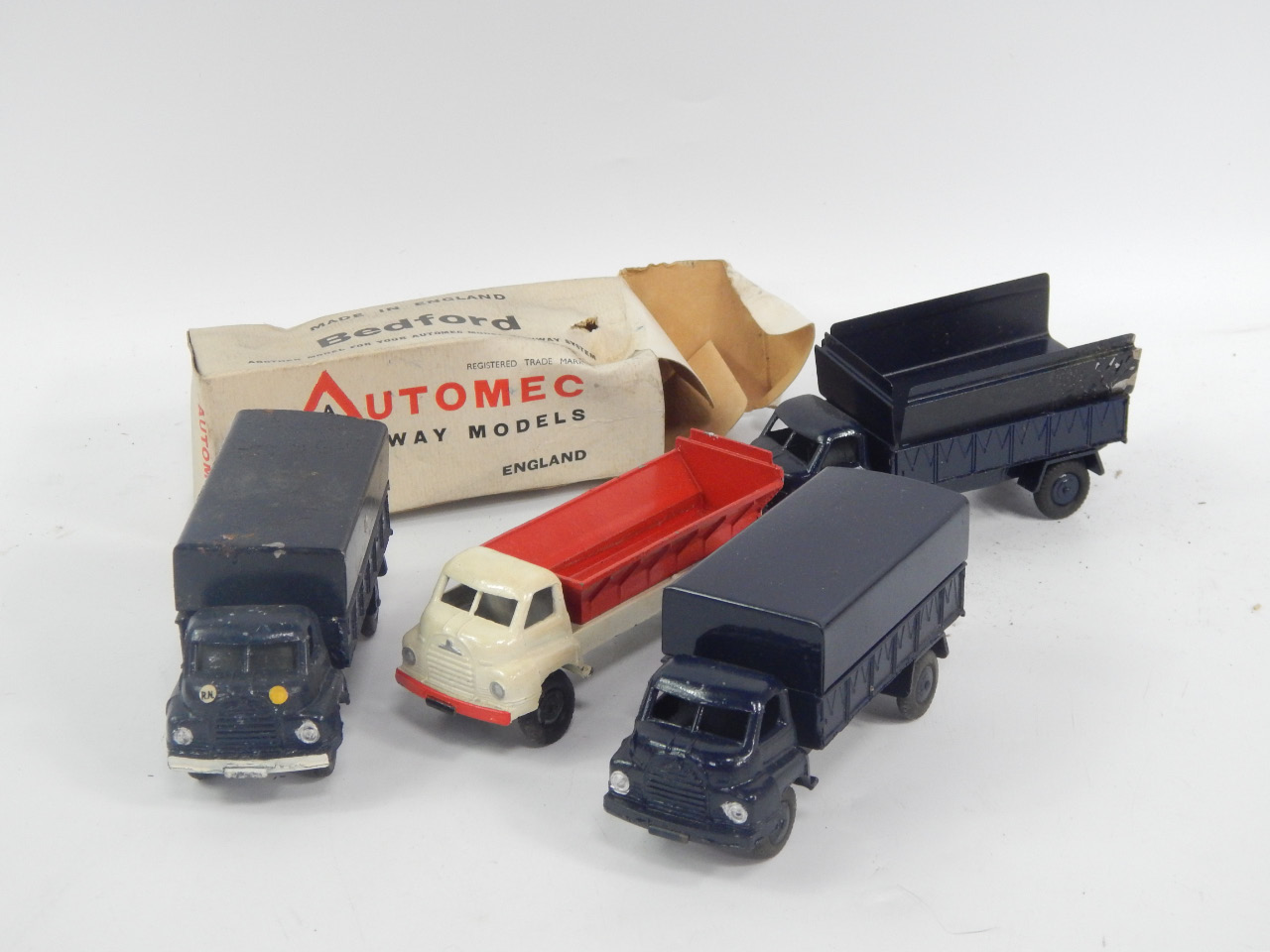 Appraisal: Various Automec Lincoln Highway Models die cast vehicles Bedford lorries