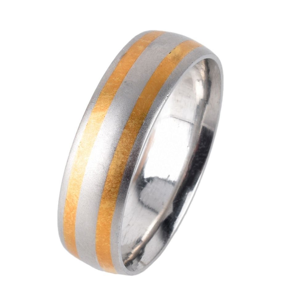 Appraisal: Man's K Platinum Ring Man's Karat Yellow Gold and Platinum