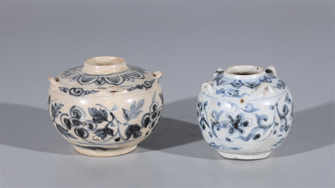 Appraisal: Two small antique Chinese Ming Dynasty blue and white ceramic