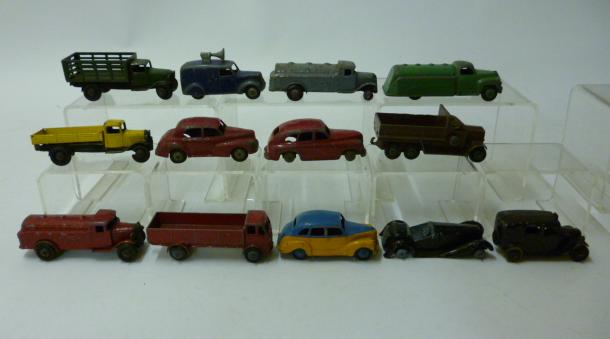 Appraisal: Thirteen older small commercial and other Dinky models P