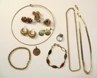 Appraisal: Assorted Gold Jewelry Earrings necklaces bracelets Some items in or