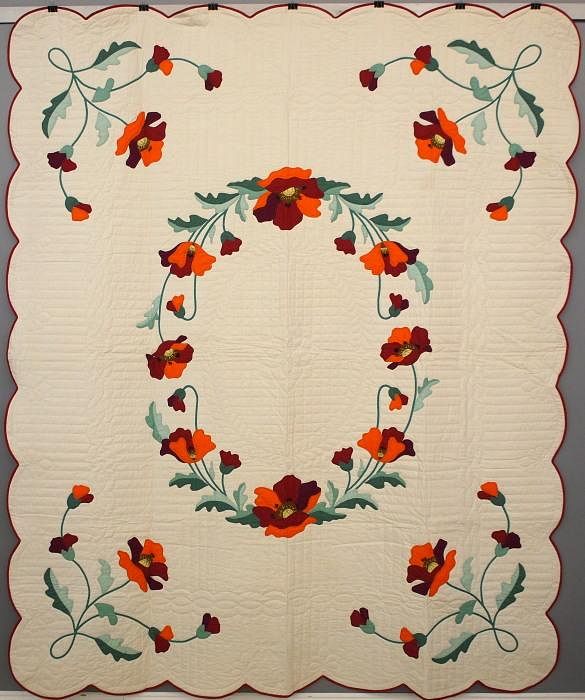 Appraisal: Poppy applique quilt A circa Poppy appliqu quilt Blossoms of