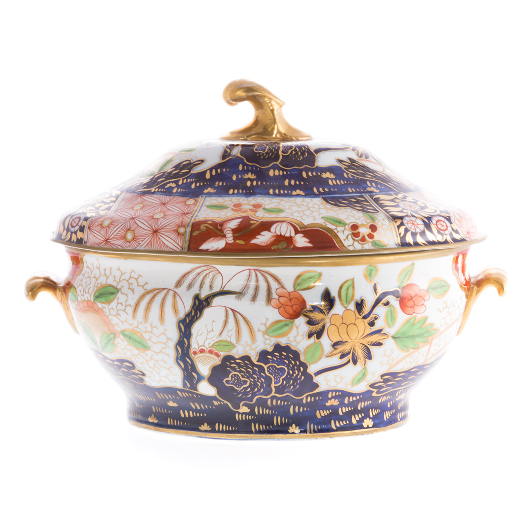 Appraisal: The Huxley Coalport china soup tureen circa in the Chinese