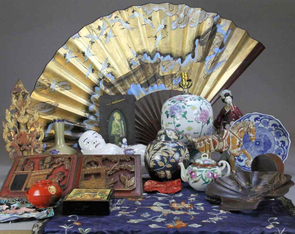 Appraisal: Pcs Chinese Decorative Arts Incl PorcelainConsisting of famille rose enamelled