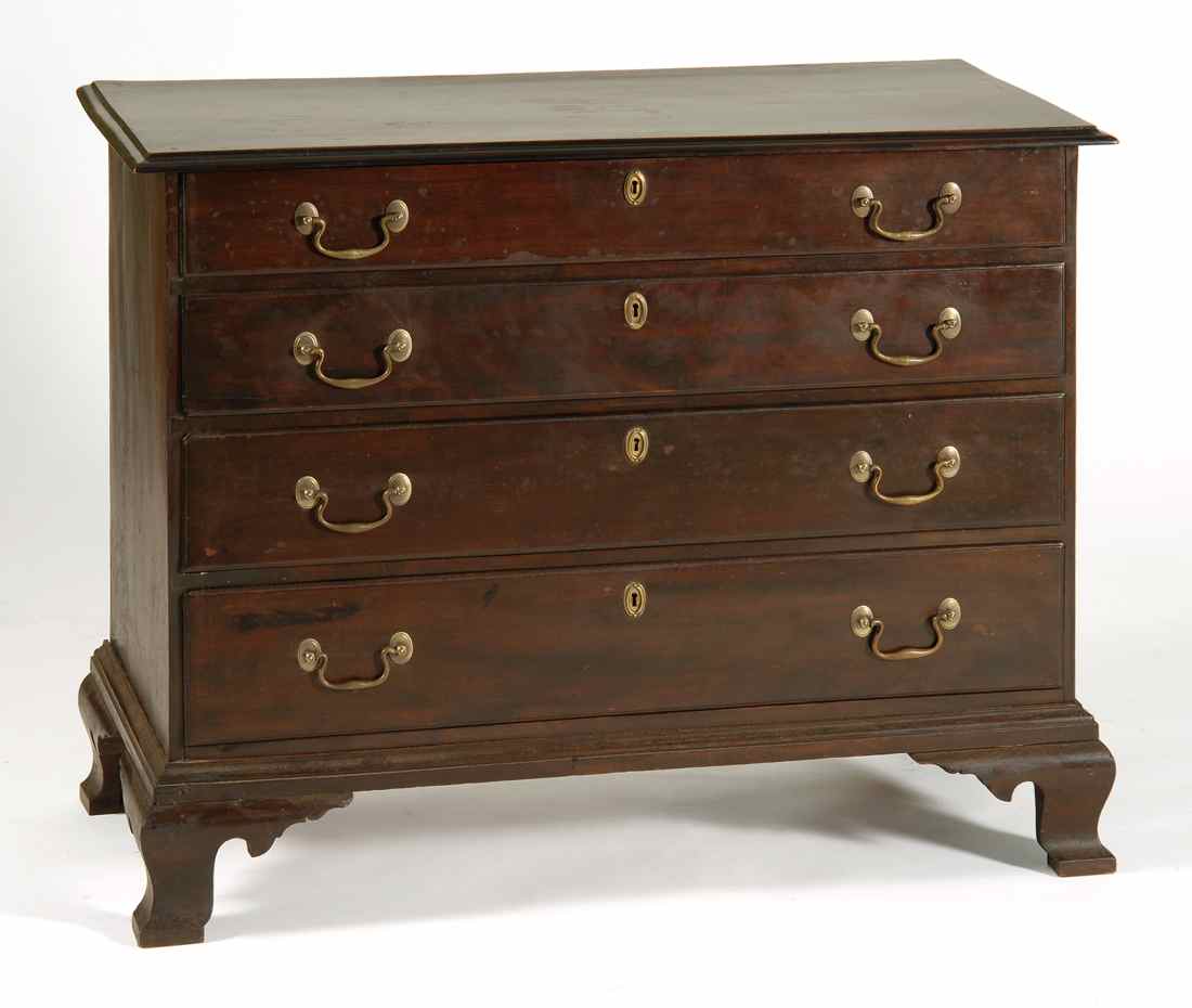 Appraisal: ANTIQUE AMERICAN CHIPPENDALE FOUR-DRAWER CHEST New England Fourth Quarter of