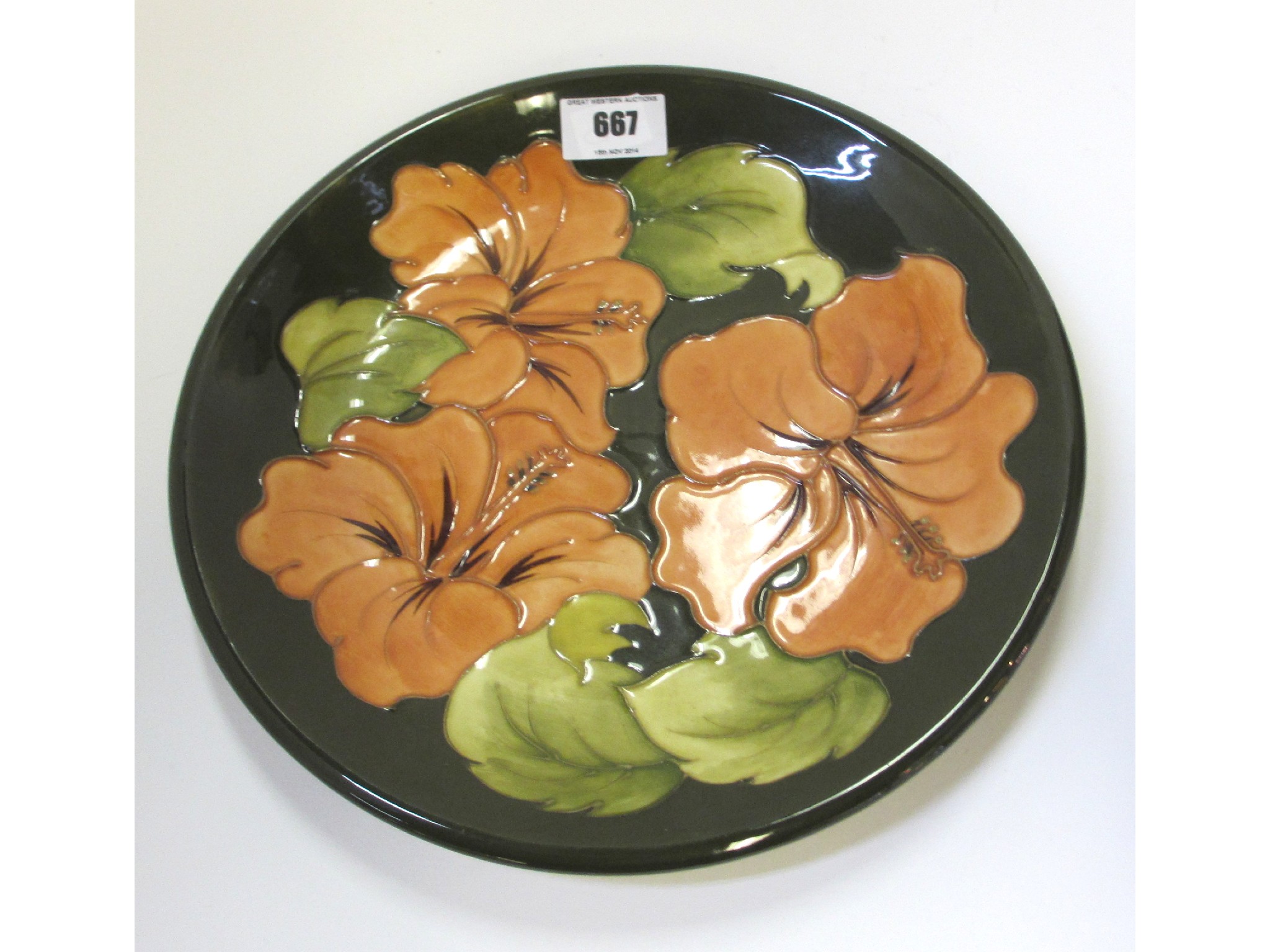 Appraisal: Moorcroft hibiscus pattern plate