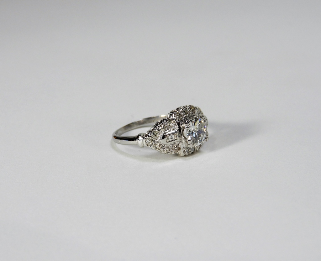 Appraisal: CLASSIC STYLE PLATINUM DIAMOND LADIES UNITY RING th century ct