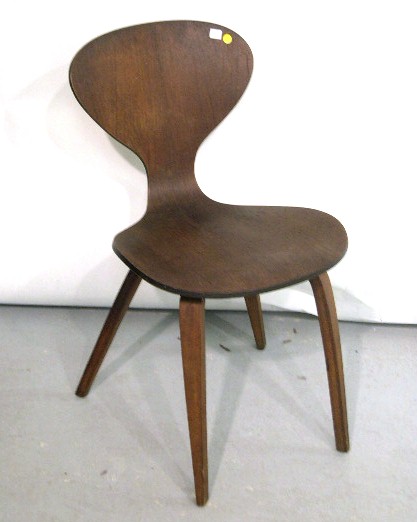 Appraisal: Chernier type chair hourglass shaped bentwood