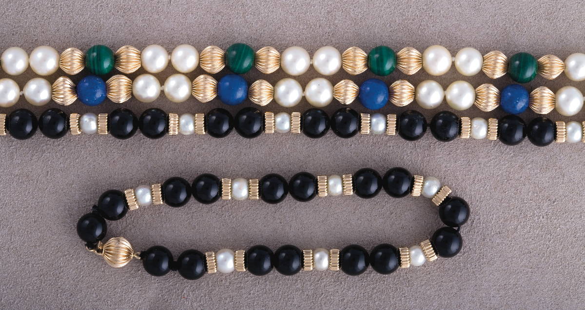 Appraisal: GROUP OF PEARL AND HARDSTONE NECKLACES AND BRACELETS The stones