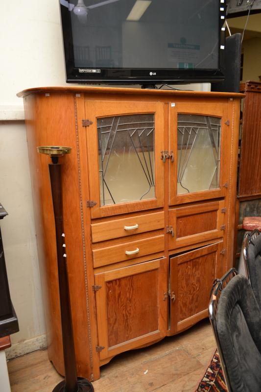 Appraisal: AN ART DECO PINE KITCHEN DRESSER WITH LEADLIGHT PANEL A