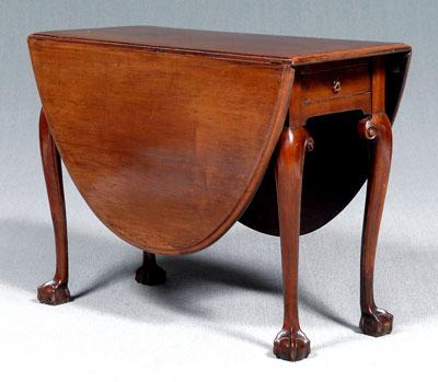 Appraisal: Chippendale drop leaf table mahogany oval top with two drop