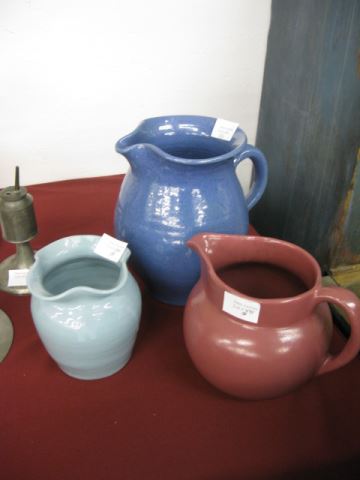 Appraisal: pc Bybee Kentucky Pottery red pitcher blue-gray vase and a