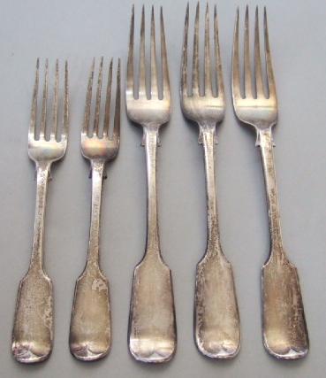 Appraisal: Three Victorian silver fiddle pattern table forks London and two