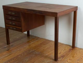 Appraisal: Teak Danish Four Four-drawer desk of stained teak wood measuring