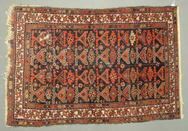 Appraisal: Oriental rug '' x ''