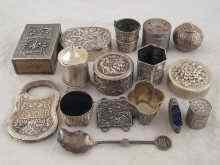 Appraisal: A quantity of about fourteen Chinese white metal and white