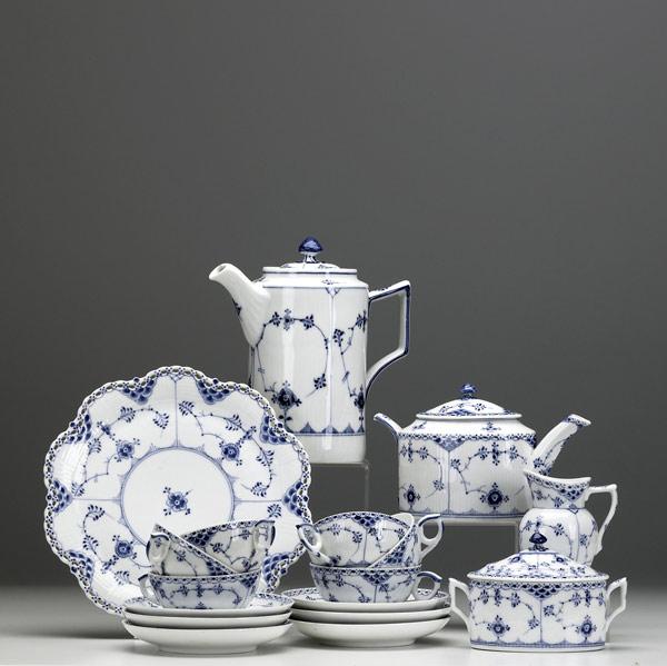 Appraisal: ROYAL COPENHAGEN Seventeen-piece Blue Onion service includes coffee and teapots