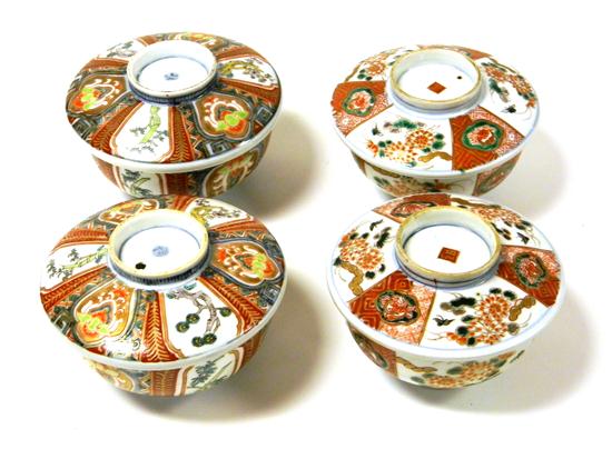 Appraisal: Japanese Imari porcelain bowls with lids th th C four