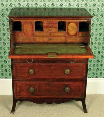 Appraisal: A George III lady's secretaire chest veneered in fiddleback mahogany