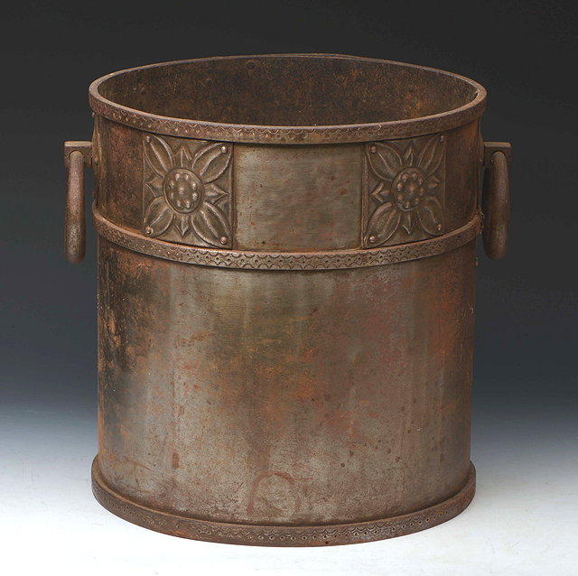 Appraisal: Thornton and Downer of Chipping CampdenA Cotswold School steel bucket