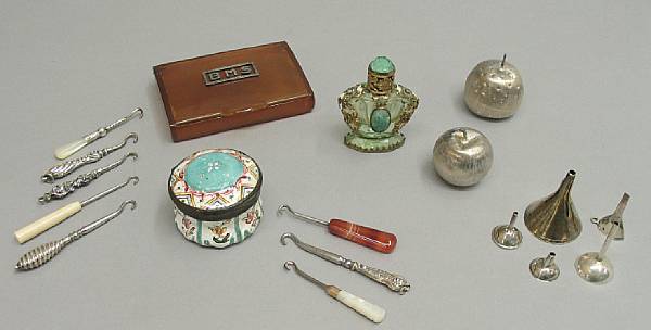 Appraisal: An assembled grouping of and silver dressing articles and various