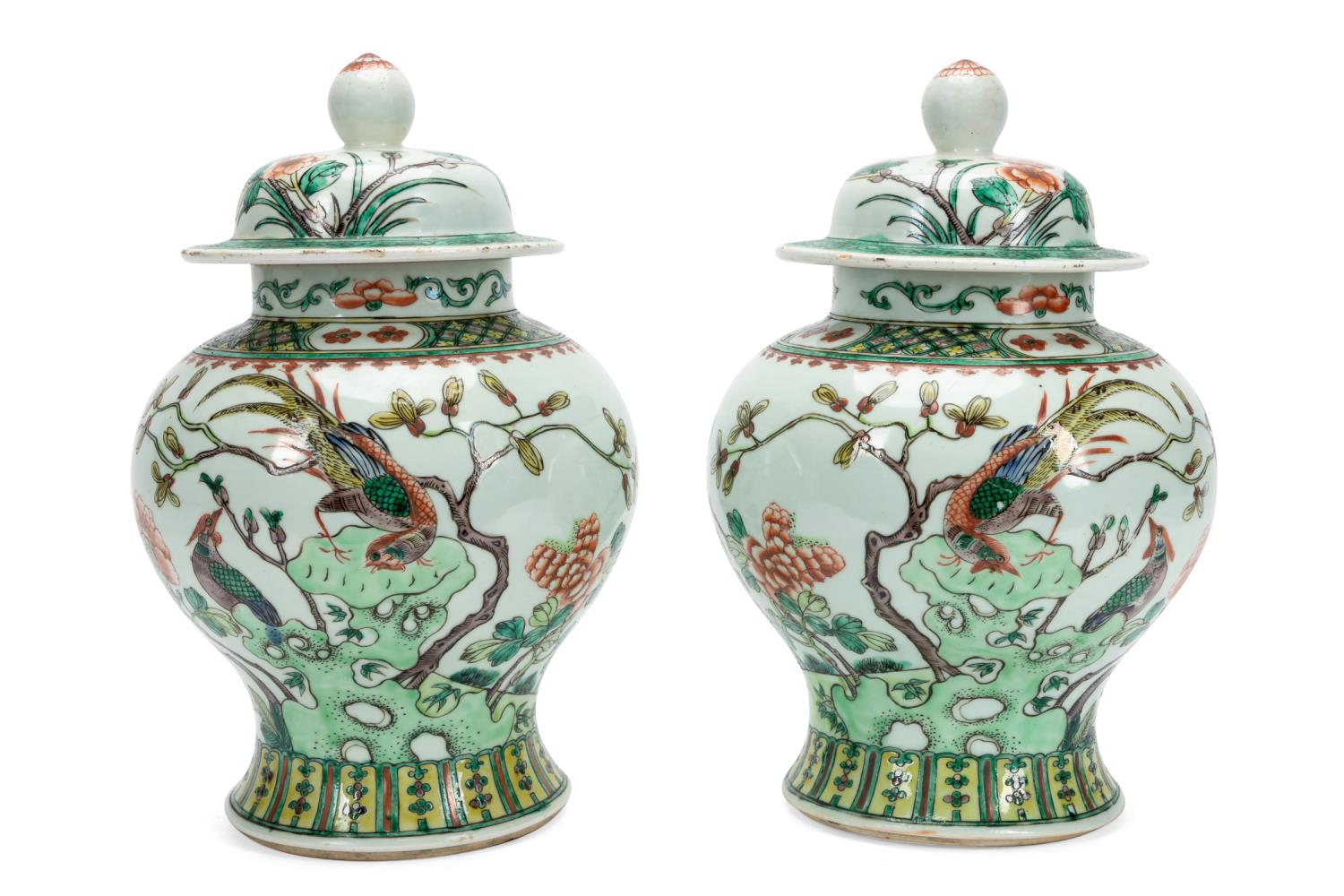 Appraisal: PAIR OF CHINESE FAMILLE VERTE LIDDED URNS Pair of Chinese