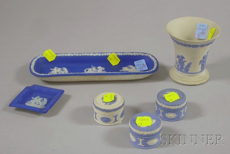 Appraisal: Six Small Wedgwood Jasper and Ceramic Items a tray three