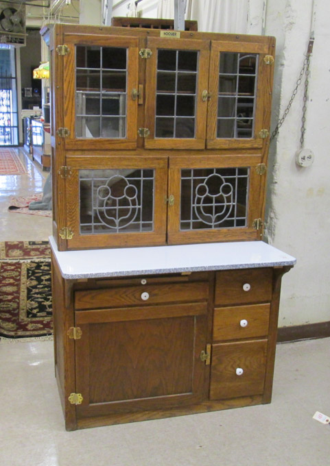 Appraisal: HOOSIER OAK KITCHEN CABINET named after the Hoosier Manufacturing Co