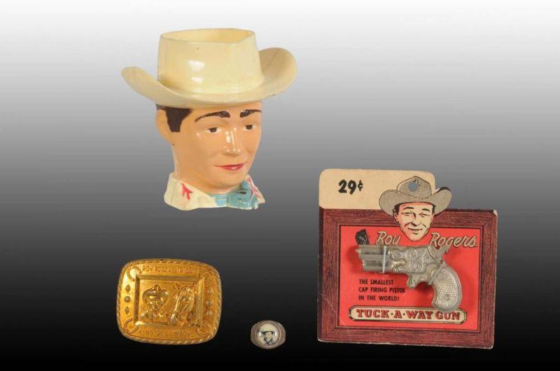 Appraisal: Lot of Roy Rogers Western Items Description Includes one plastic