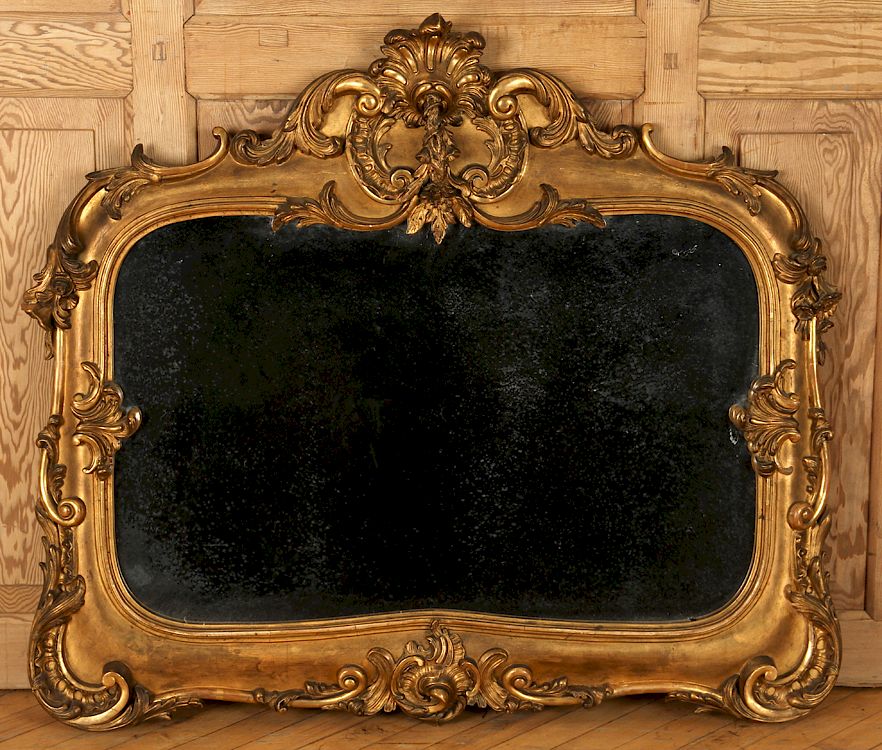 Appraisal: CARVED GILT WOOD MIRROR CIRCA A carved and gilt wood