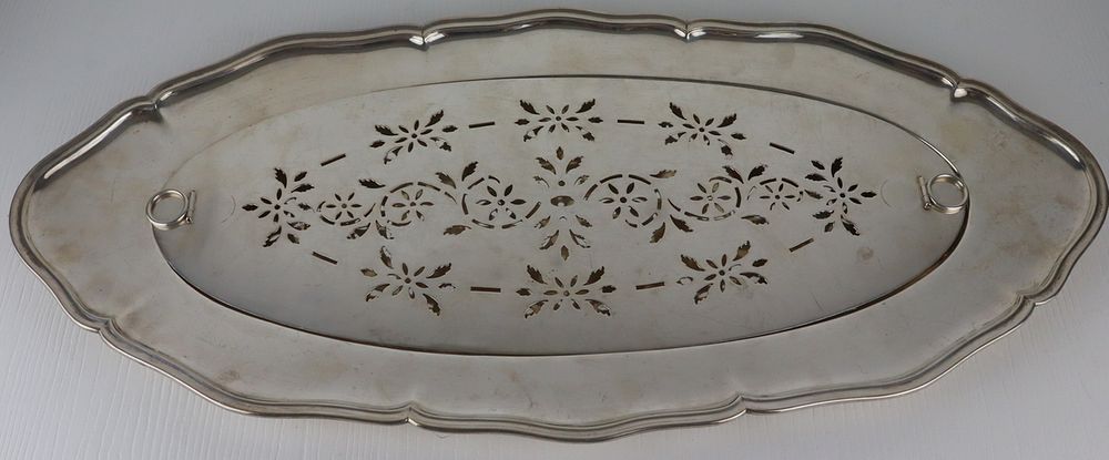 Appraisal: STERLING Shreve Crump Low Co Fish Platter Shreve Crump Low