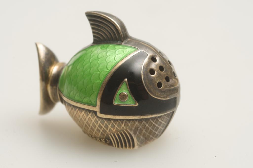 Appraisal: CONTINENTAL ART DECO SILVER AND ENAMEL FISH-FORM PEPPERETTE stylistically modelled