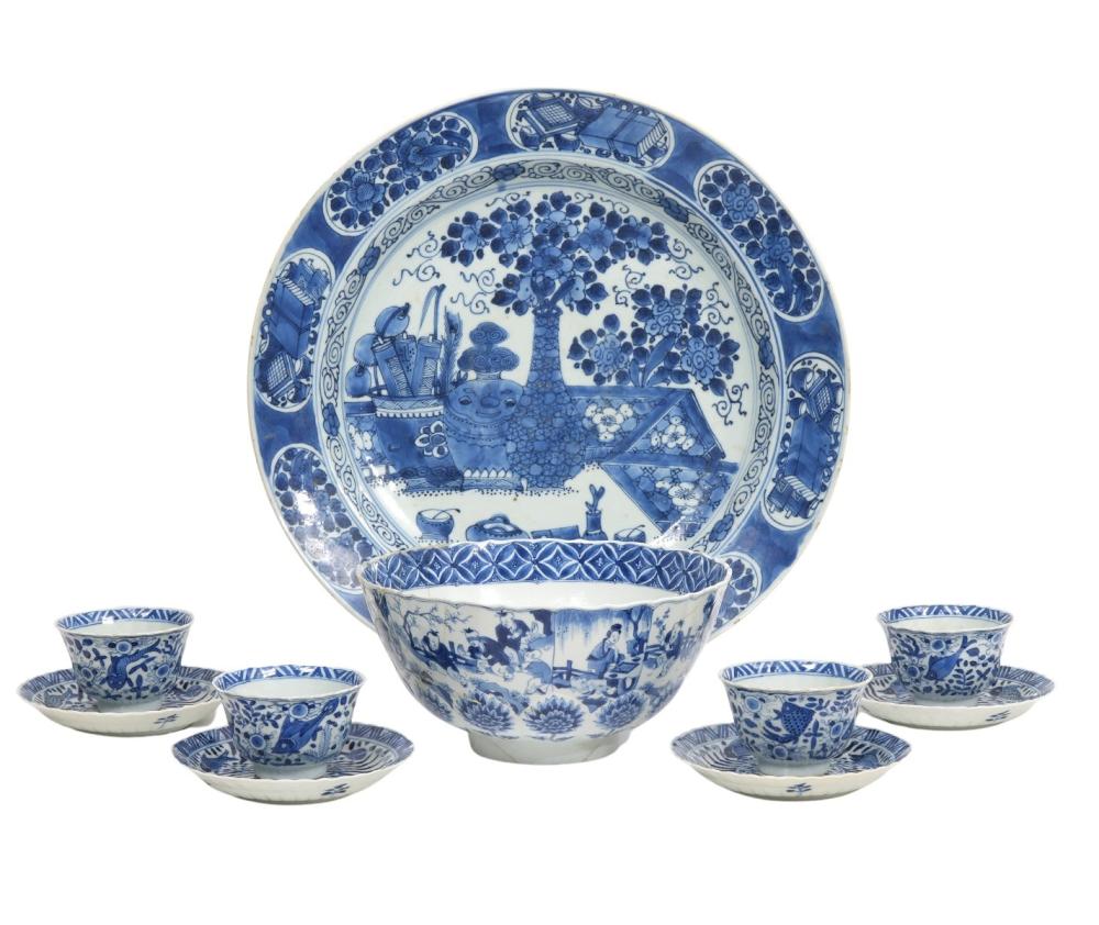 Appraisal: PCS CHINESE BLUE WHITE PORCELAIN pieces of Chinese blue white