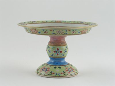 Appraisal: A Chinese famille rose tazza decorated with scrolling lotus on