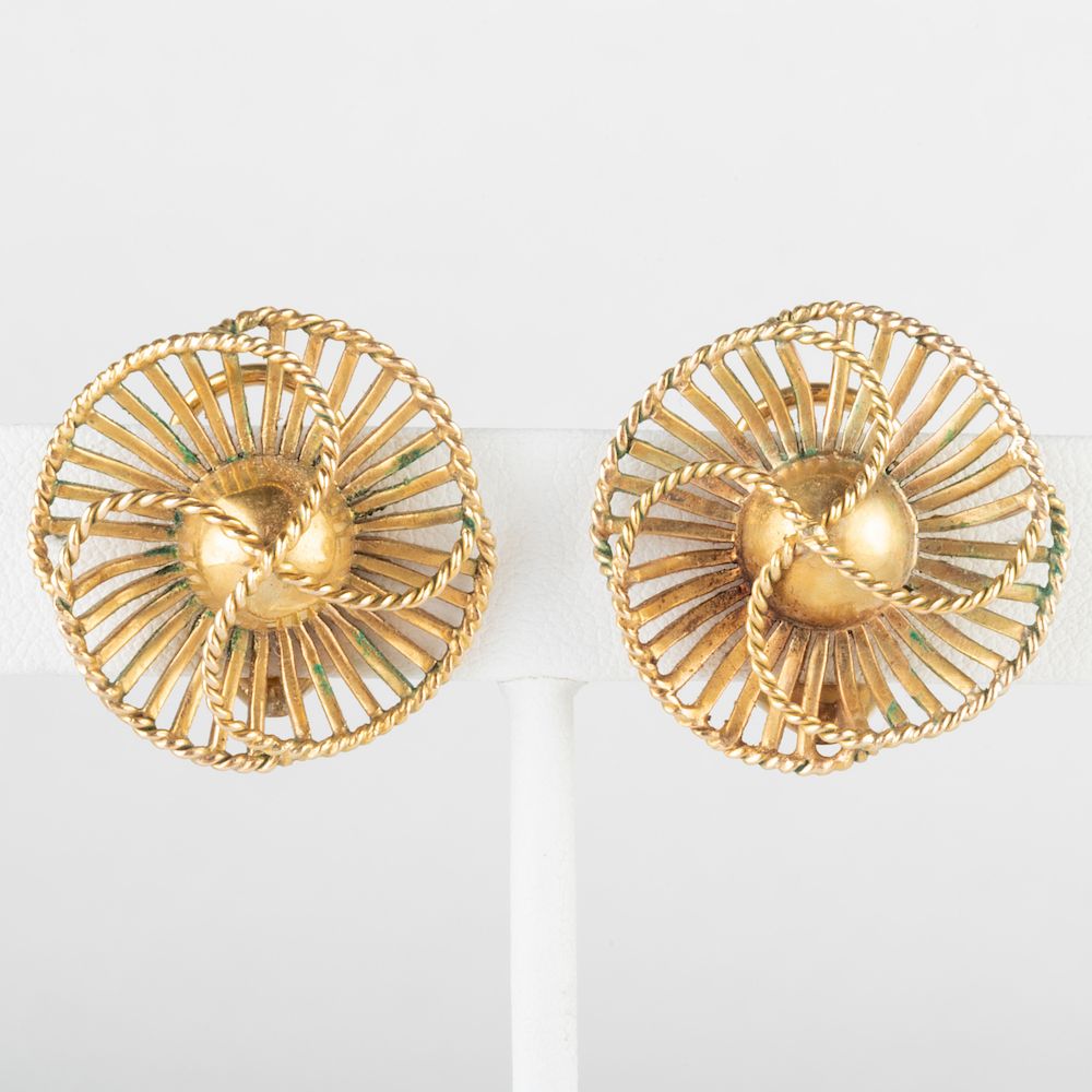 Appraisal: Pair of k Gold Spiral Earclips Marked ' k' in