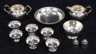 Appraisal: American sterling silver table articles troy oz lot of American