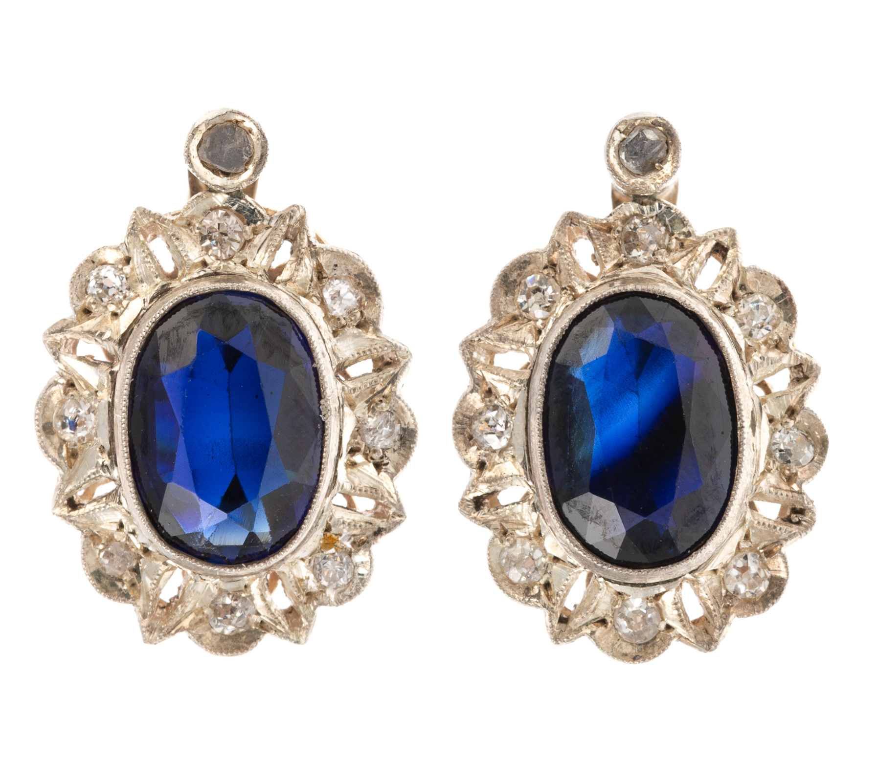 Appraisal: A PAIR OF K SILVER SAPPHIRE DIAMOND EARRINGS K yellow