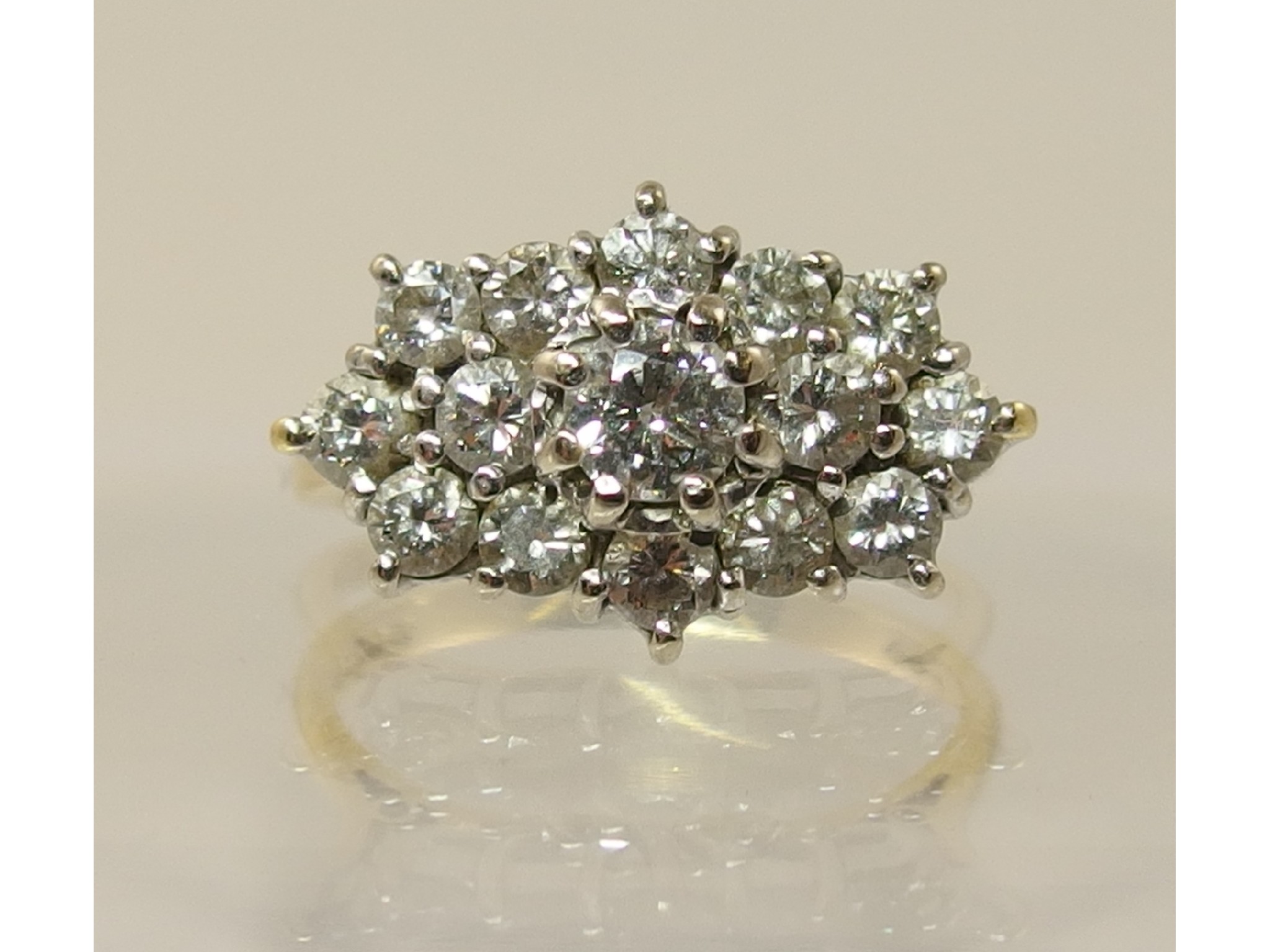 Appraisal: An ct diamond cluster ring of approx cts