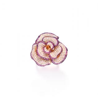 Appraisal: A FLORAL PINK SAPPHIRE AND DIAMOND RING A FLORAL PINK